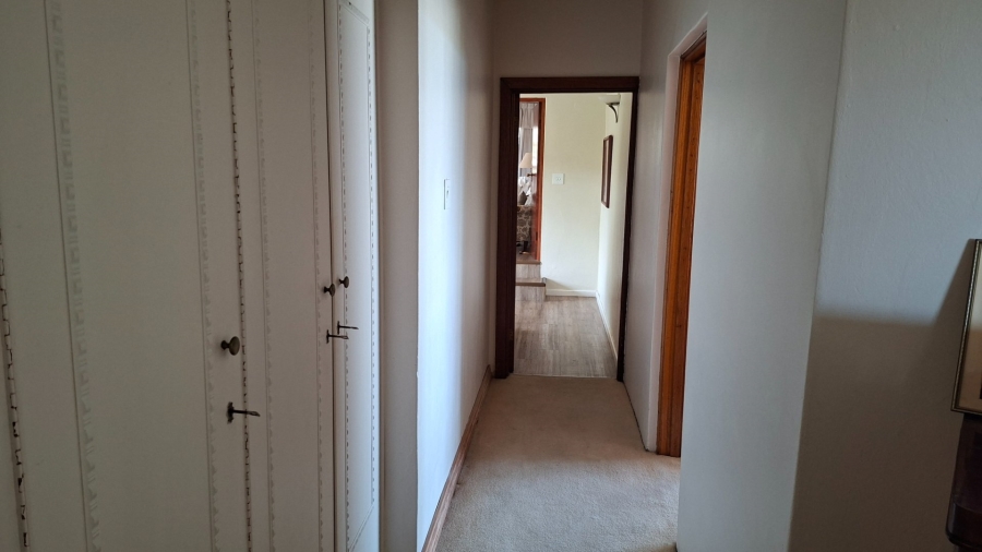 5 Bedroom Property for Sale in Blue Bend Eastern Cape